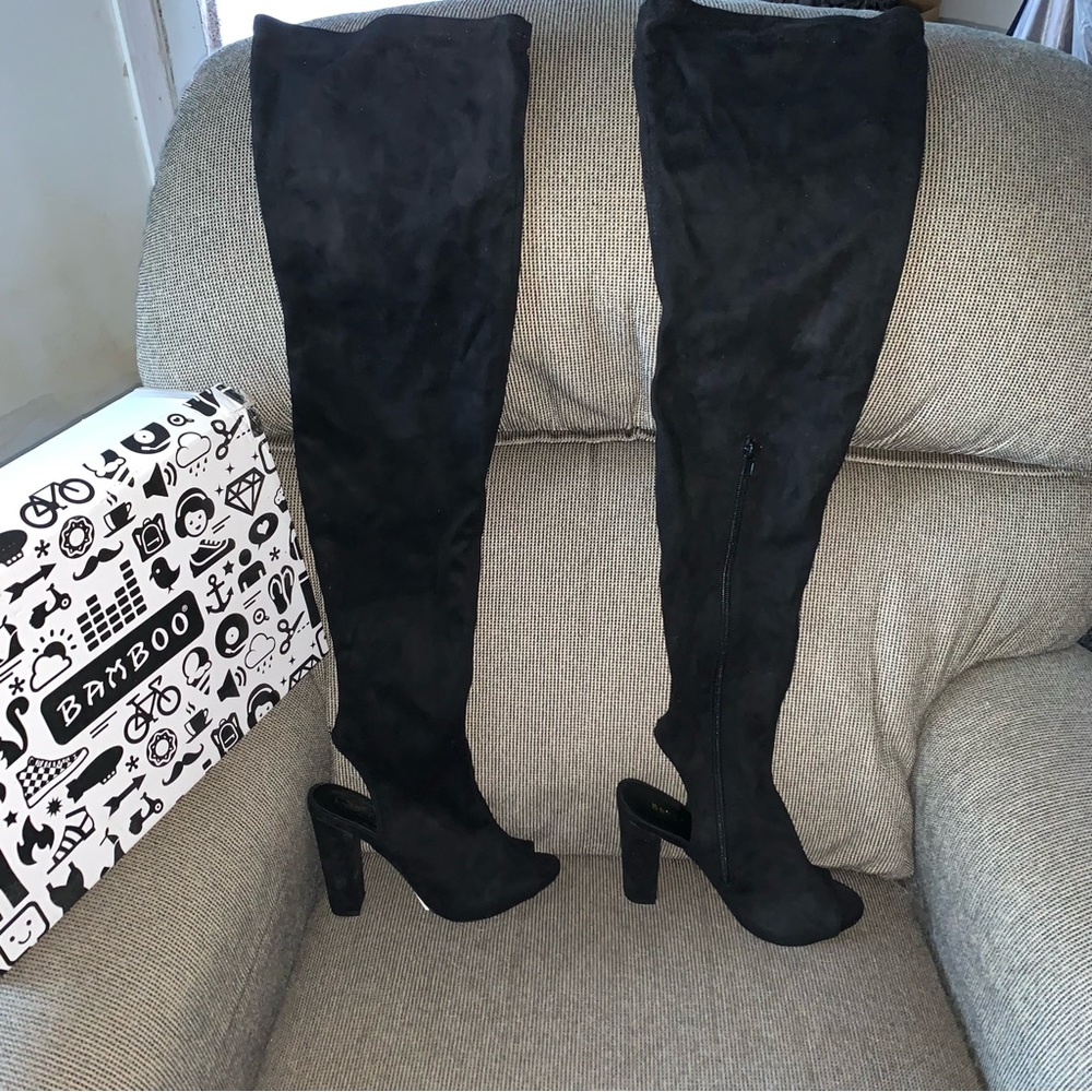Women’s 8 BAMBOO LIMELIGHTS Black Faux Suede High Over the Knee Sandal Boots NEW